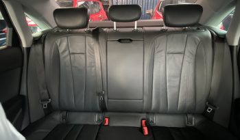 
									Carro Audi A4 Launch Edition full								