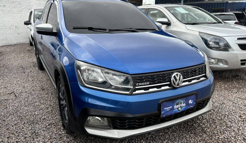 VW Saveiro Cross 2017 1.6 Cabine Dupla :: Carro Extra Azul